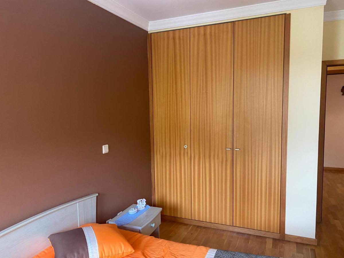 Apartamento Lena ヴィラ・ノヴァ・デ・ガイア エクステリア 写真